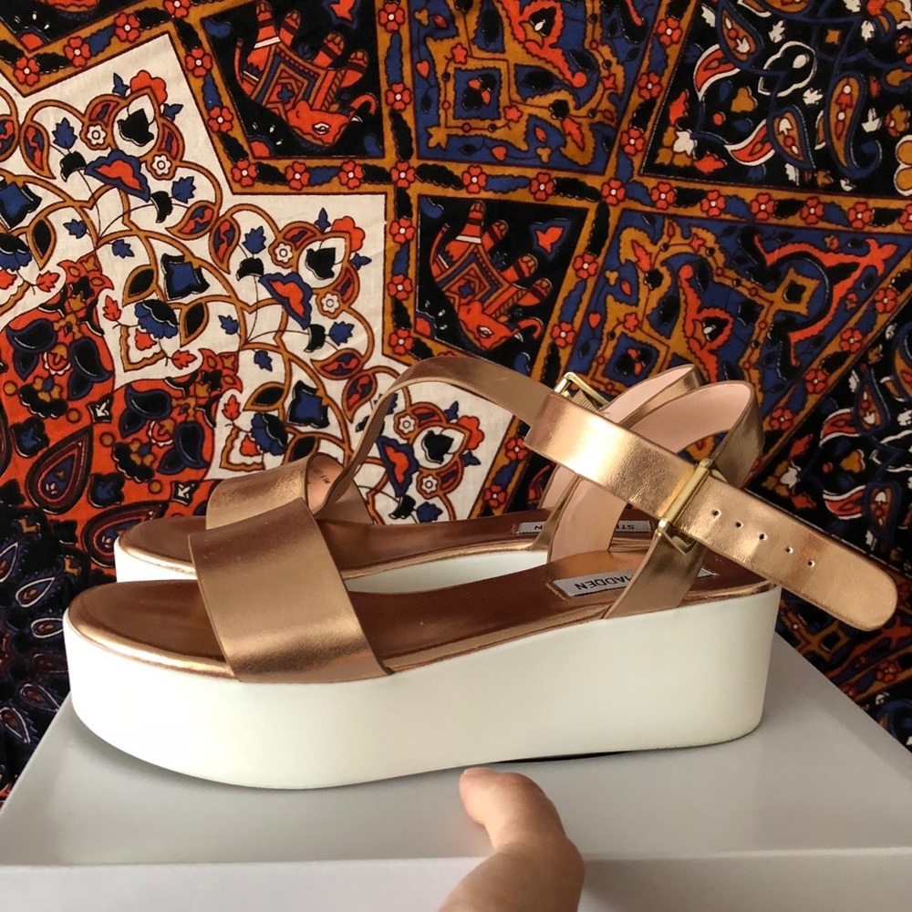 Steve Madden Platform Sandals